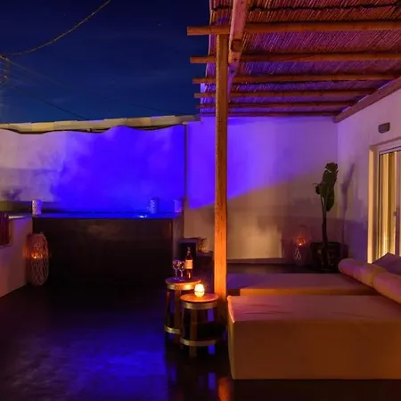 Athiri Luxury Perivolos (Santorini)