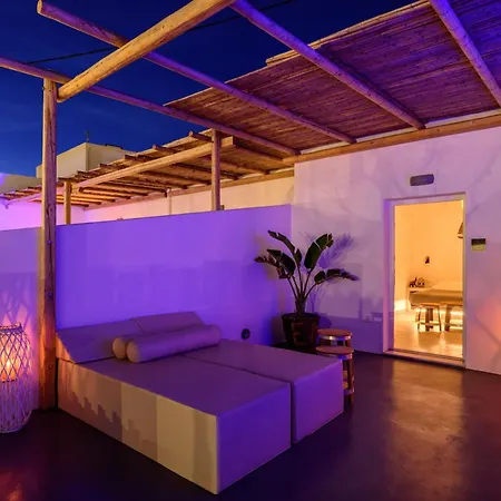 Bed & Breakfast Athiri Luxury Perivolos (Santorini)