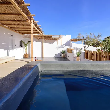 Athiri Luxury Bed & Breakfast *