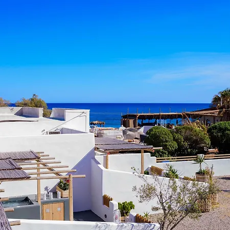 Athiri Luxury Perivolos (Santorini)